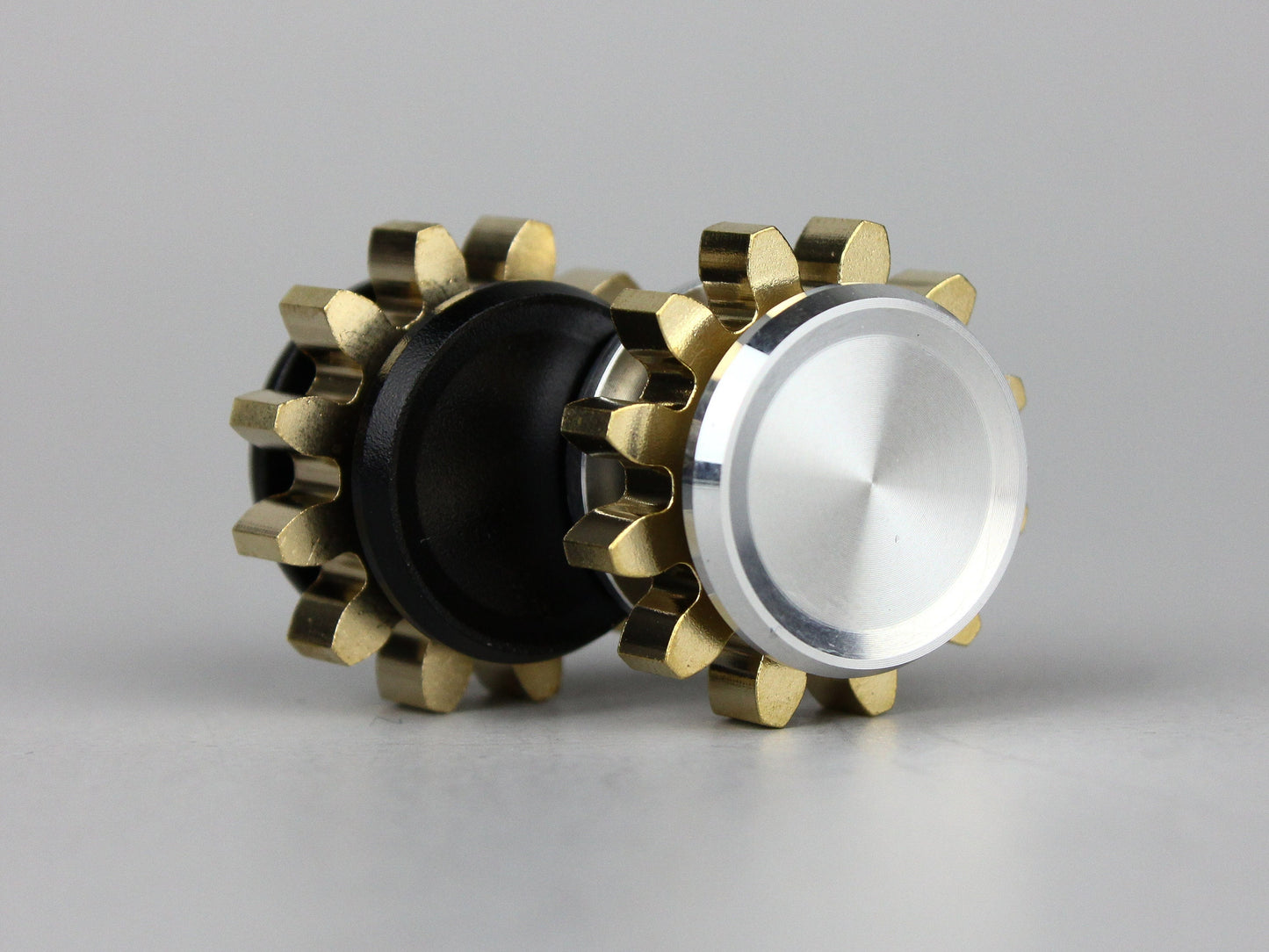 Gear - 1 gear, mini fidget spinner - silver back brass