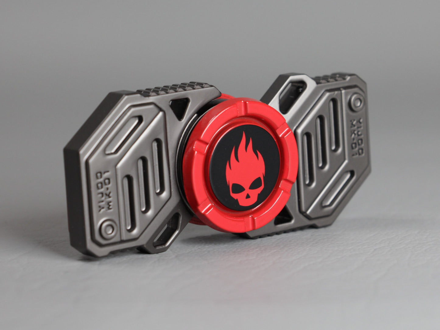 Flaming Skull 2 - bi-shaped fidget spinner in gunmetal and red