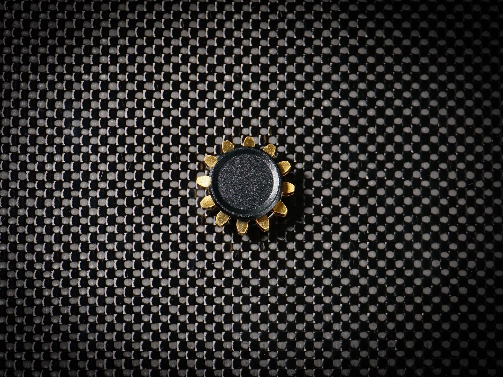 Gear - 1 gear, mini fidget spinner - silver back brass