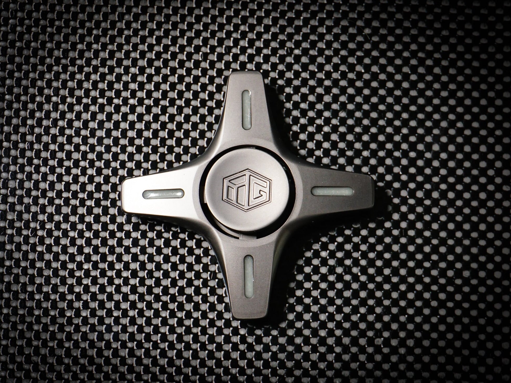 Mecha X-Wing fidget spinner - quad gunmetal glow in the dark