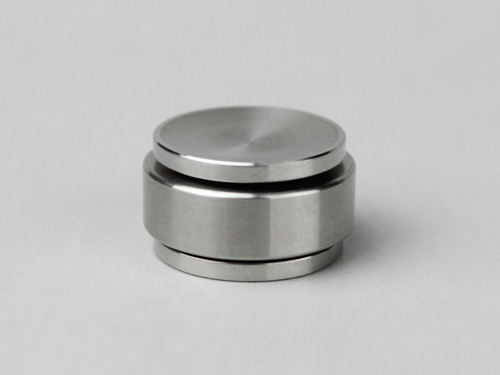 Kit 2.0 - 608 to r188 bearing adapter and micro fidget spinner, stainless steel