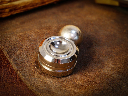 Orbit fidget Roller, steel ball magnet finger spinner