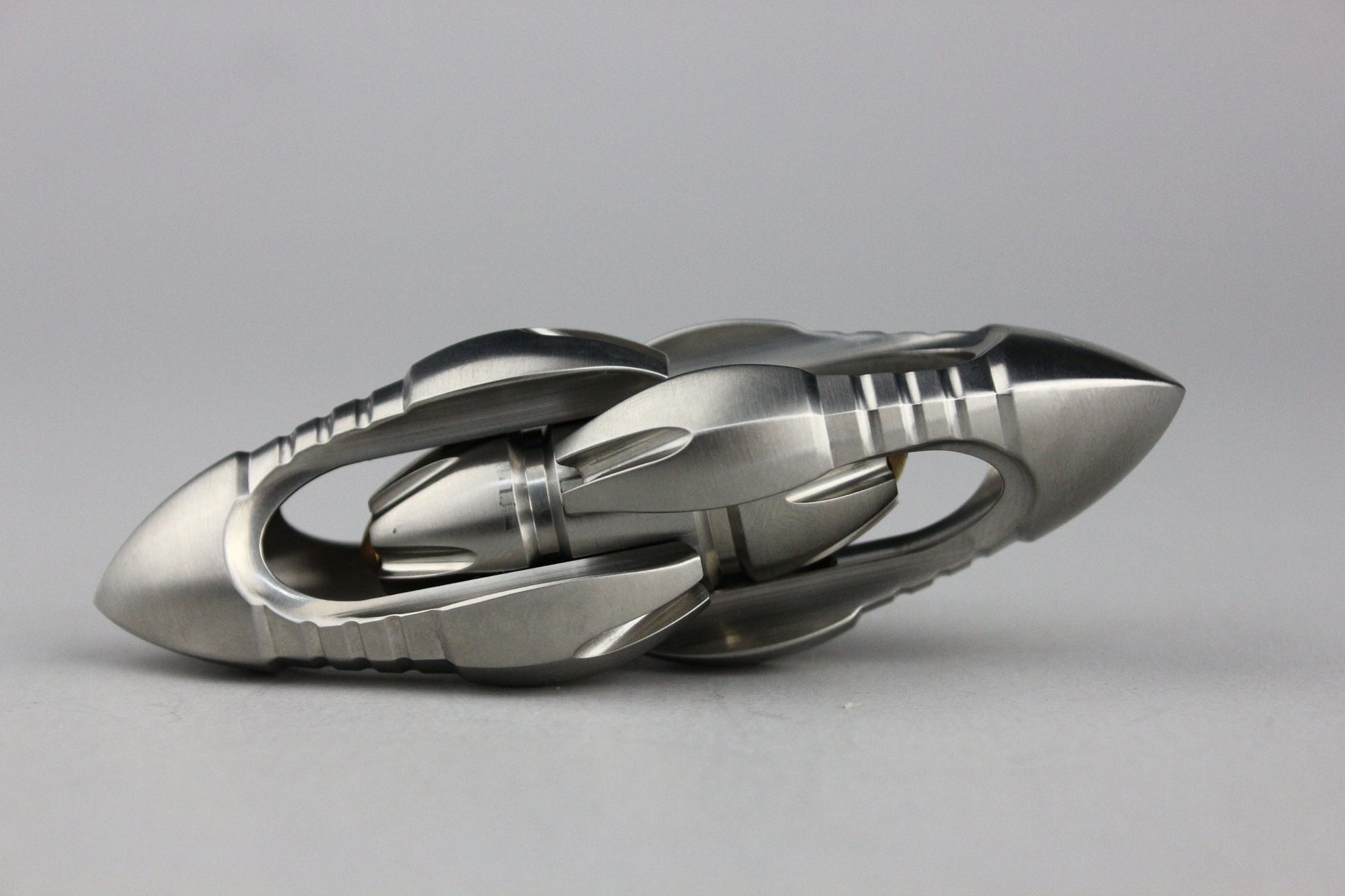 Fidget clicker - alien egg - high end stainless - hand slider