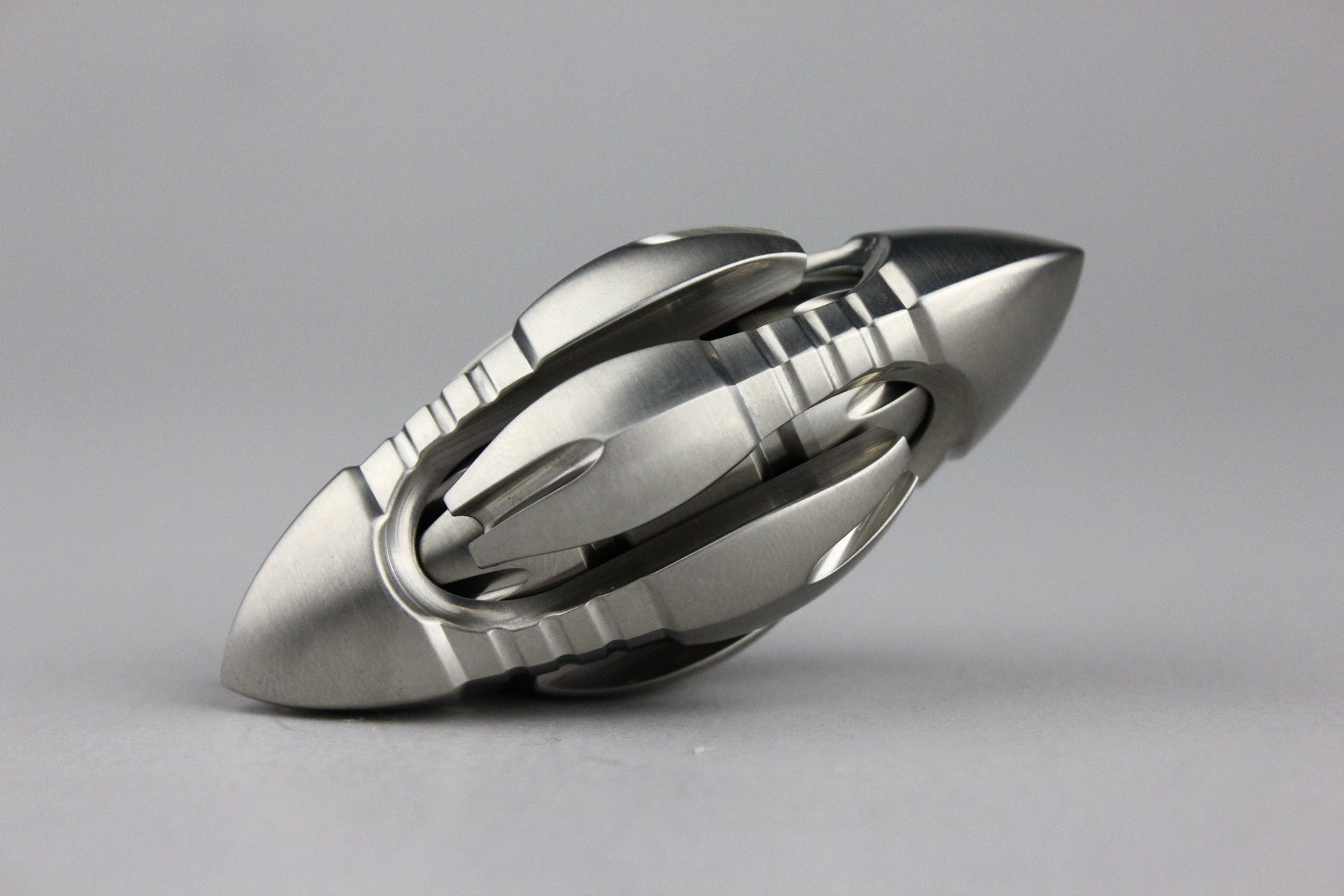 Fidget clicker - alien egg - high end stainless - hand slider