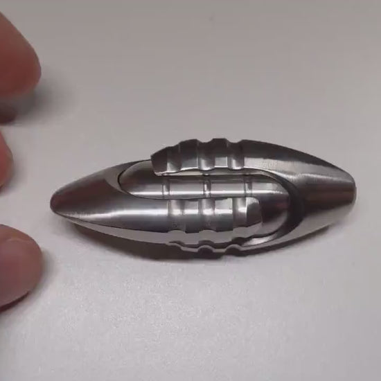 Fidget clicker - alien egg - high end stainless - hand slider
