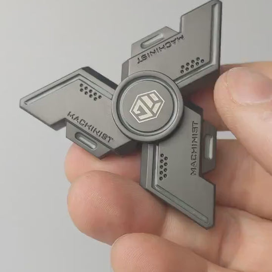 Mecha Atlas fidget spinner - tringle gunmetal glow in the dark